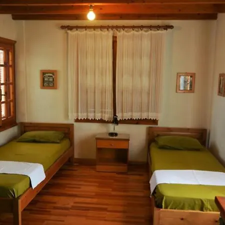 Lila Apartman