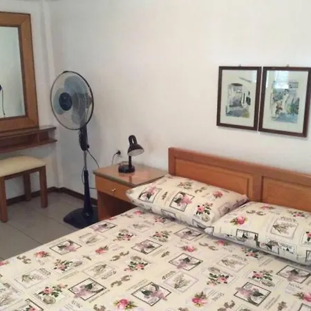 Lila Apartman