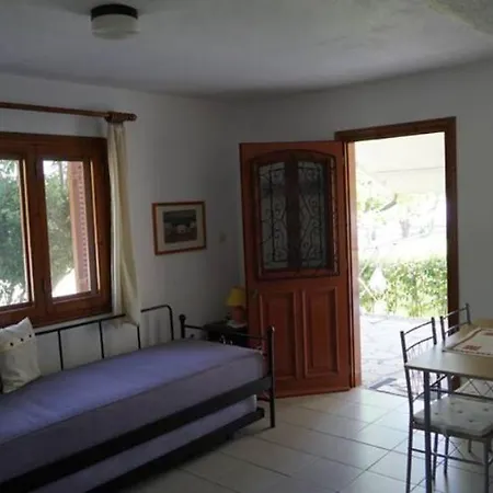 Apartment Lila Vourvourou