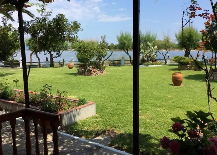 Apartment Lila Vourvourou